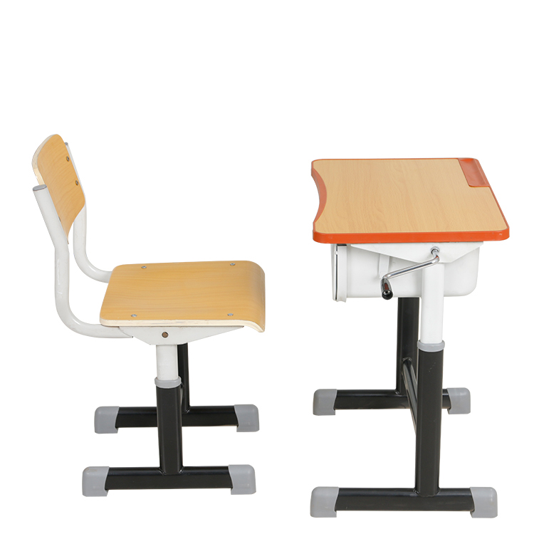 可升降學(xué)生課桌椅怎么調(diào)節(jié)？有啥優(yōu)點(diǎn)？